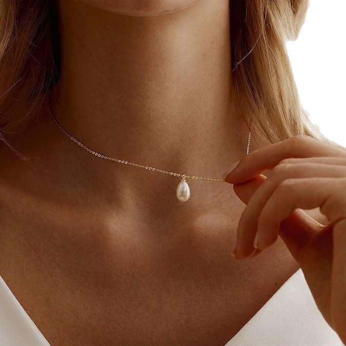 Titanium Steel Pearl Necklace - Unisex Mid-Length Sweater Chain Versatile Pendant Collar Chain