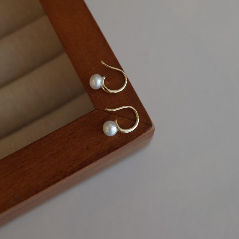 Minimalist 925 Silver 14K Gold Plated Pearl Earrings - Low Ear Piercing Ins Korean Style Versatile Daily Studs