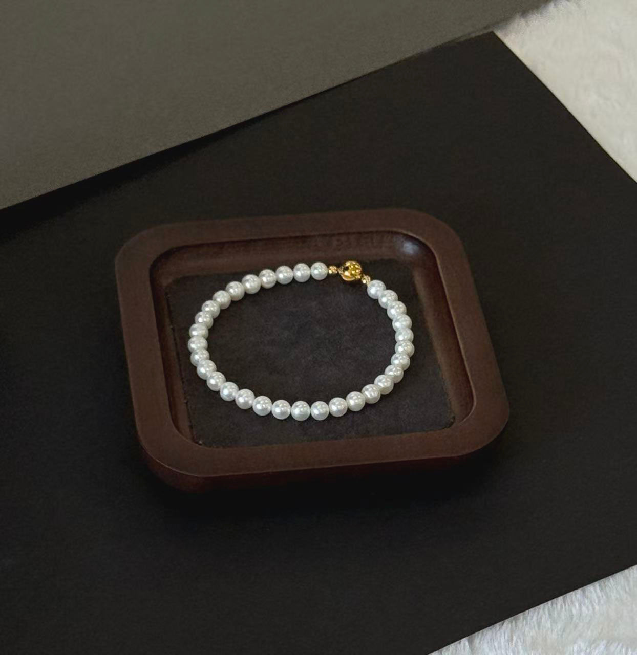 Arte Mist Jewelry Natural Freshwater Pearl Handmade Bracelet