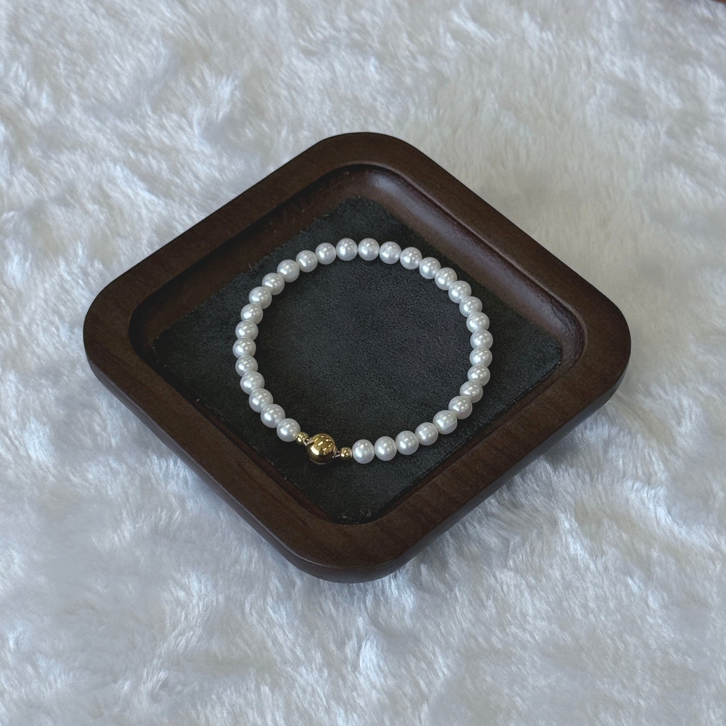 Arte Mist Jewelry Natural Freshwater Pearl Handmade Bracelet