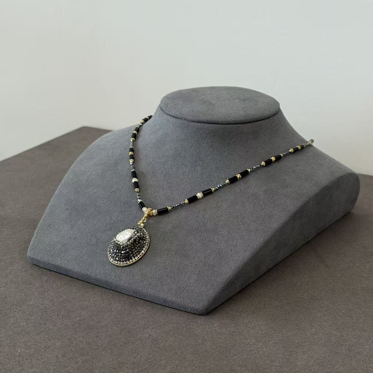Arte Mist Jewelry Natural pearl rhinestone necklace