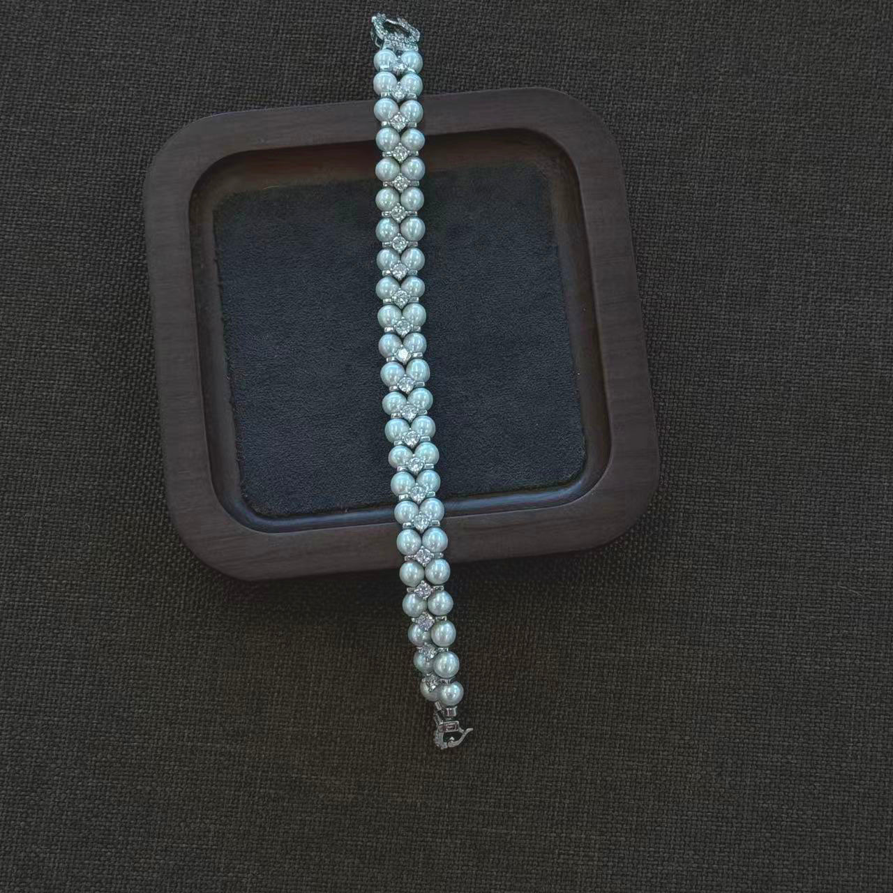 Arte Mist Jewelry Handmade Woven  Pearl Bracelet