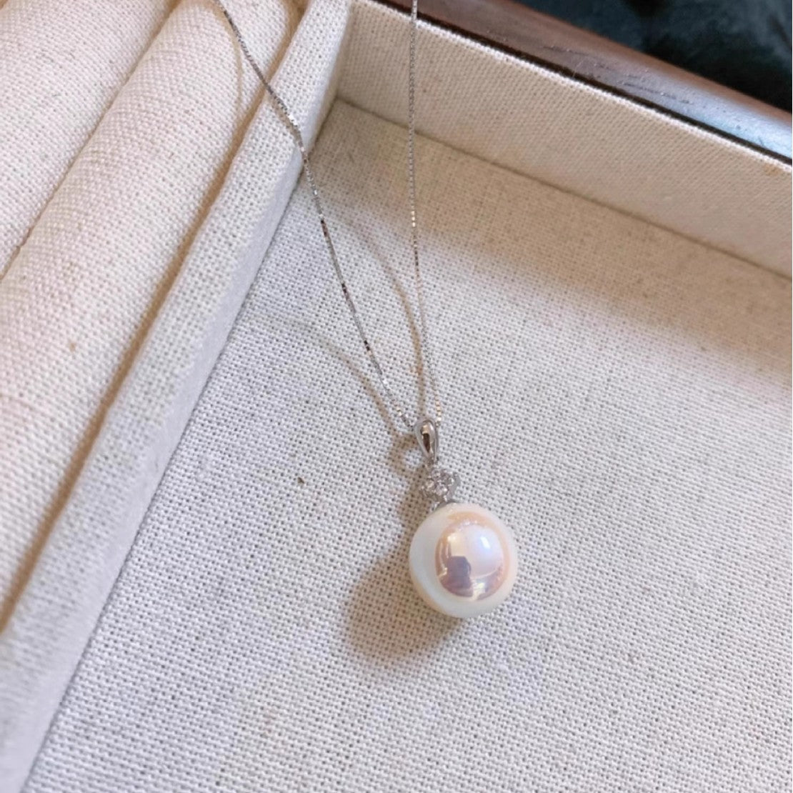 S925 Sterling Silver Box Chain - Round Swarovski Pearl Pendant Collarbone Necklace