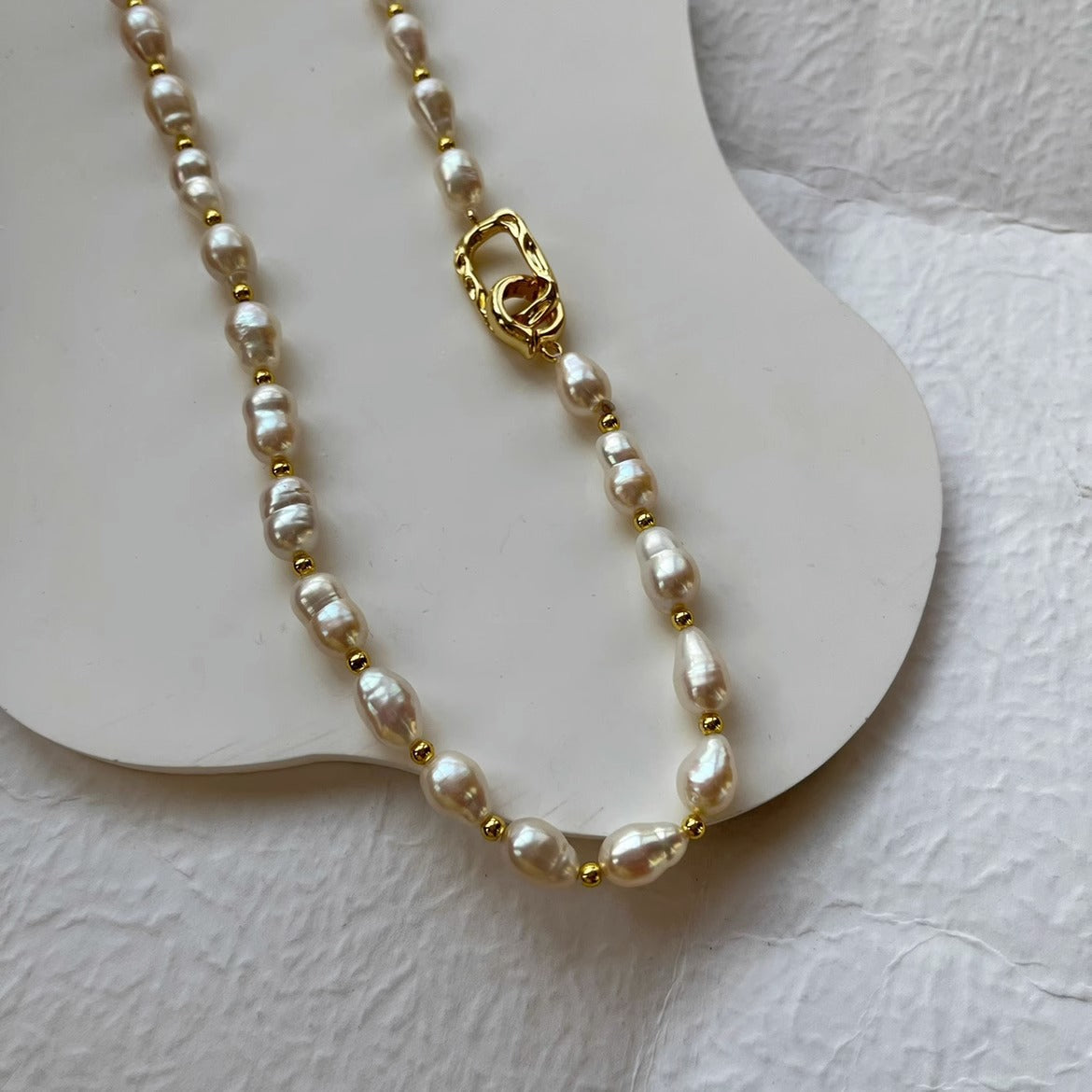 Ins Style Freshwater Pearl Gold Spacer Sweater Chain - Versatile Fashion Necklace