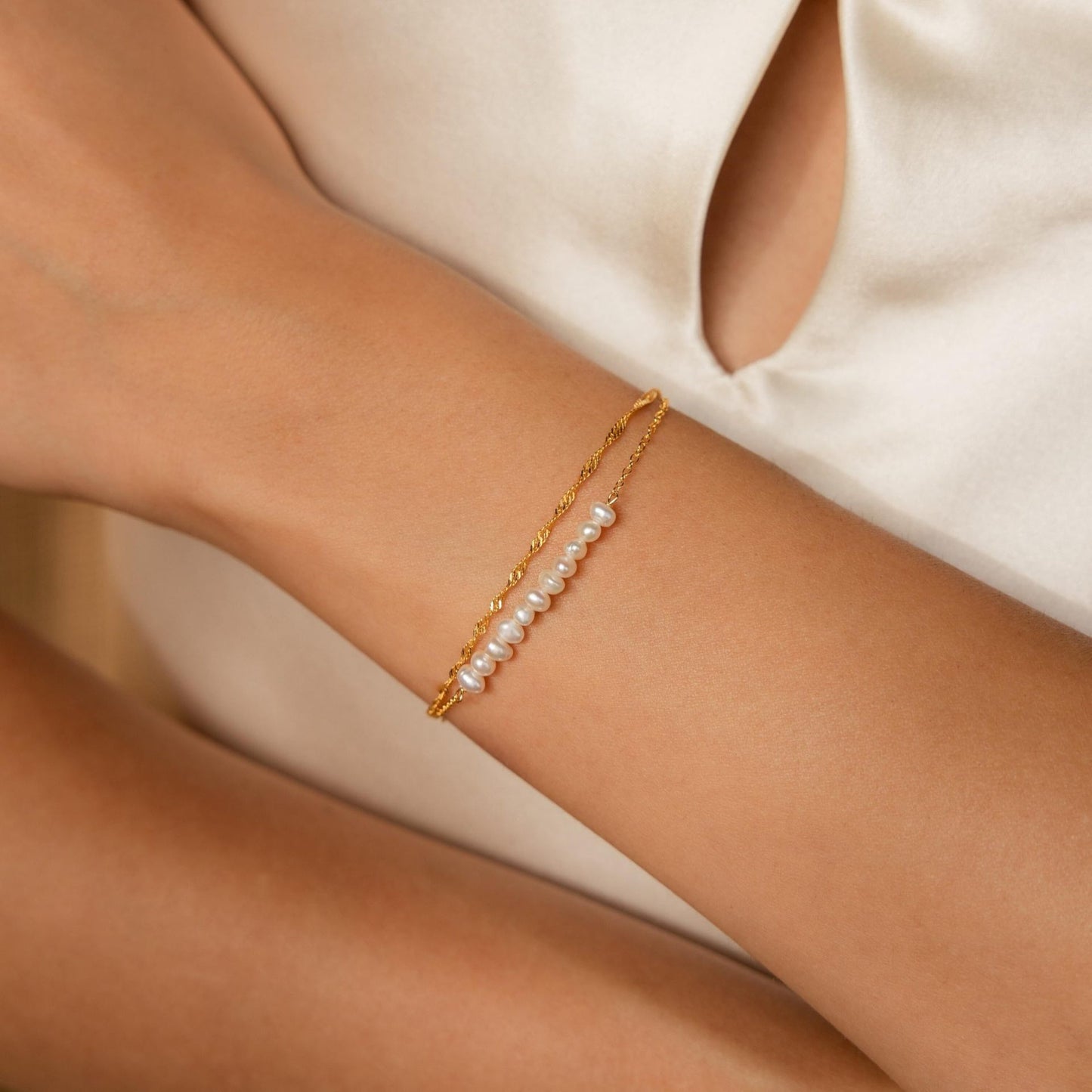 Women's Elegant Gold Pearl Bracelet - Dainty Layered Chain Jewelry Perfect Gift for Her