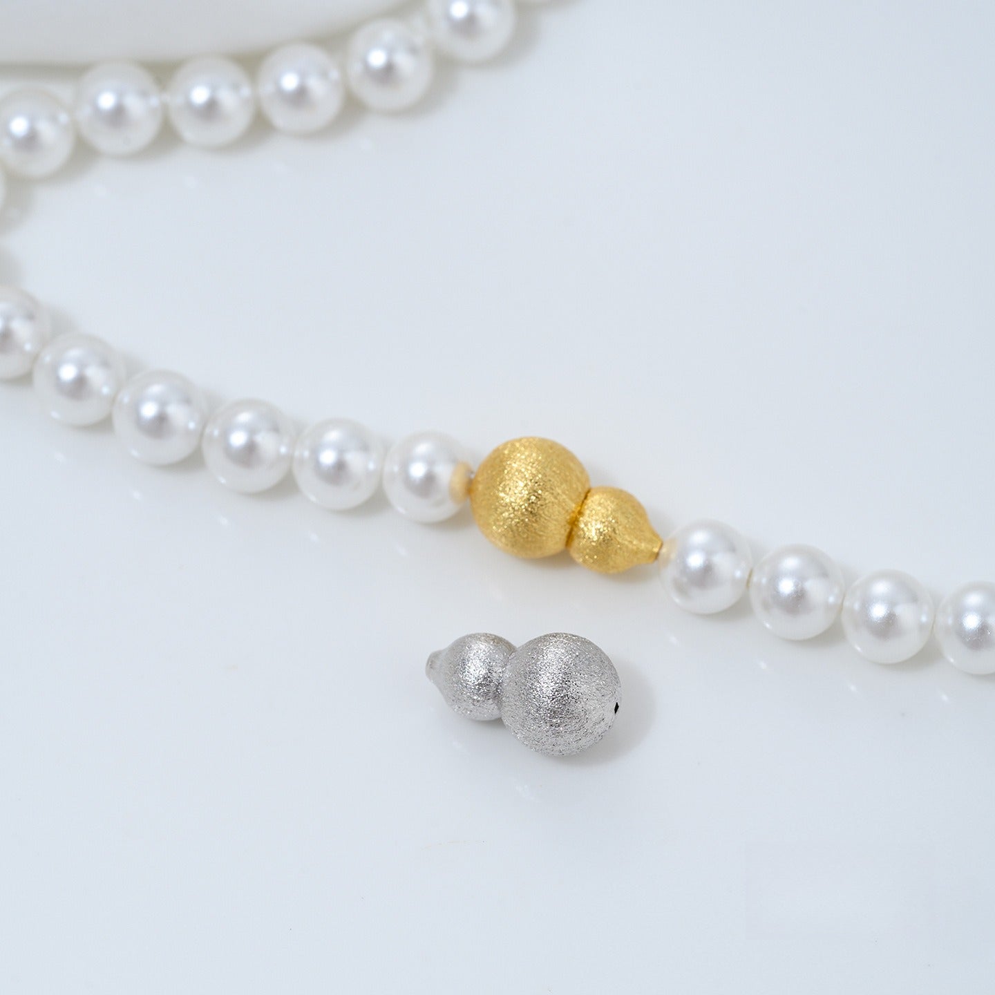 18K Gold Plated Spiral Button & Brushed Gourd Clasp | DIY Pearl Necklace Bracelet Connector - Tarnis